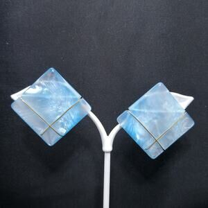 Vintage Blue Moonglow Lucite Square Clip Earrings, Metal Wire Trim, 1960s, 1 In